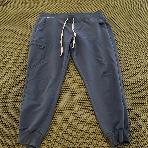 Figs Zamora joggers XL - Picture 1 of 3